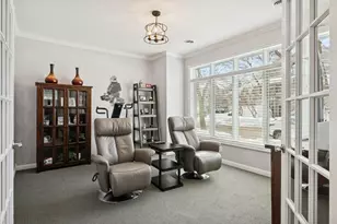 337 Willoughby Way W, Minnetonka, MN 55305 - Photo 9