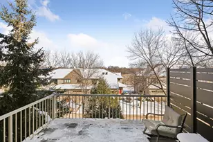 337 Willoughby Way W, Minnetonka, MN 55305 - Photo 23