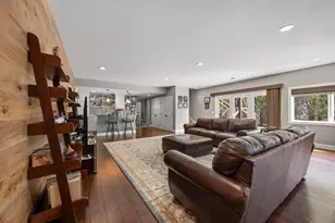 2020 Edgewood Ct, Chanhassen, MN 55317 - Photo 79