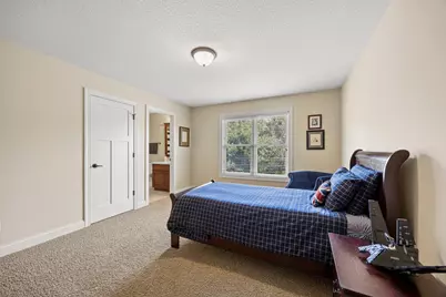 2020 Edgewood Court, Chanhassen, MN 55317 - Photo 69