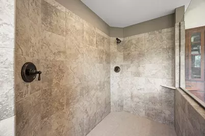 2020 Edgewood Court, Chanhassen, MN 55317 - Photo 57