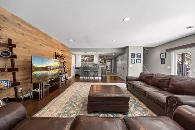 2020 Edgewood Court, Chanhassen, MN 55317 - Photo 81