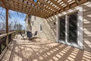 2020 Edgewood Ct, Chanhassen, MN 55317 - Photo 99