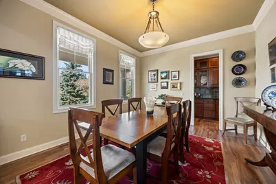 2020 Edgewood Court, Chanhassen, MN 55317 - Photo 15