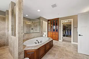 2020 Edgewood Ct, Chanhassen, MN 55317 - Photo 51