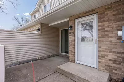 7893 Hemingway Avenue S, Cottage Grove, MN 55016 - Photo 5