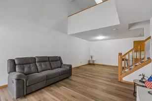 7893 Hemingway Ave S, Cottage Grove, MN 55016 - Photo 11