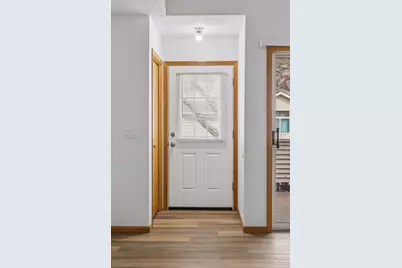 7893 Hemingway Avenue S, Cottage Grove, MN 55016 - Photo 9