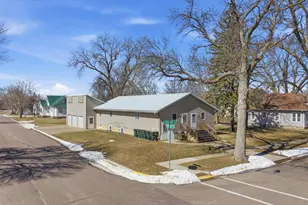 226 3rd Ave S, Brownton, MN 55312 - Photo 3