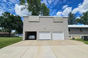 226 3rd Ave S, Brownton, MN 55312 - Photo 5
