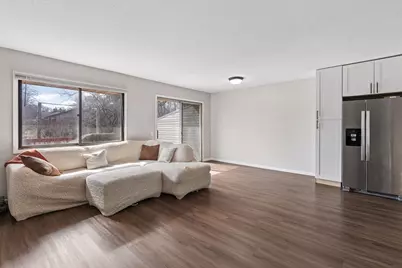 12238 Oak Leaf Circle, Burnsville, MN 55337 - Photo 5