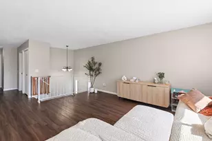 12238 Oak Leaf Cir, Burnsville, MN 55337 - Photo 3