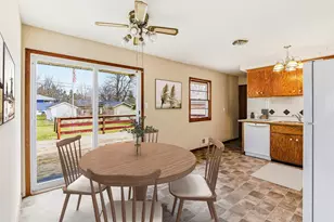 1455 Dixon Dr, Saint Paul Park, MN 55071 - Photo 9