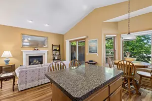 724 Gilfillan Ln, White Bear Township, MN 55127 - Photo 23