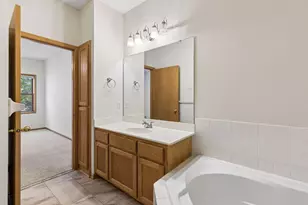 724 Gilfillan Ln, White Bear Township, MN 55127 - Photo 29