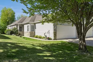 724 Gilfillan Ln, White Bear Township, MN 55127 - Photo 1