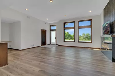 3401 Wildflower Road S, Saint Cloud, MN 56301 - Photo 9