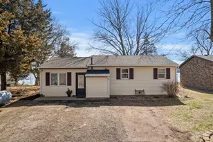 49097 Sportsmans Ln, Waterville, MN 56096 - Photo 9