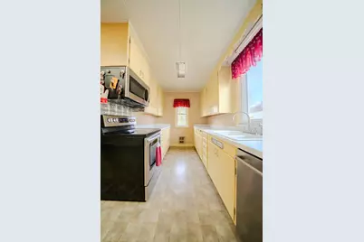 201 E Minnesota Street, Saint Joseph, MN 56374 - Photo 7