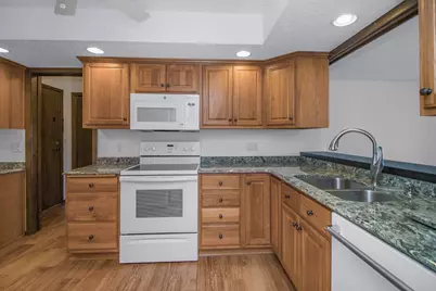 9700 Portland Avenue S #129, Bloomington, MN 55420 - Photo 5