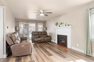 511 10th St SW, Austin, MN 55912 - Photo 11