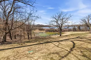 8610 Bluestem Dr, Victoria, MN 55386 - Photo 11