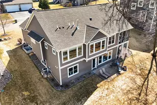 8610 Bluestem Dr, Victoria, MN 55386 - Photo 7