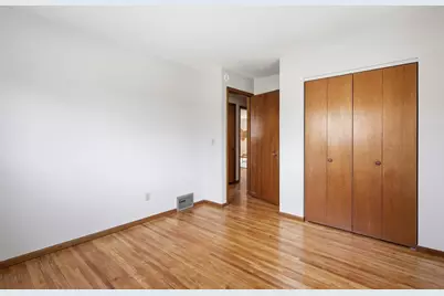 8409 32nd Place N, Crystal, MN 55427 - Photo 19