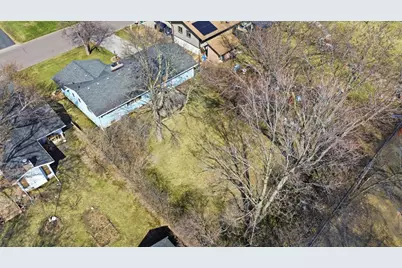 8409 32nd Place N, Crystal, MN 55427 - Photo 33