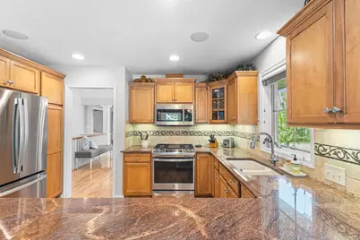 7021 Waterstone Lane, Woodbury, MN 55125 - Photo 7