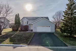 1011 Brook Ct, Sauk Rapids, MN 56379 - Photo 1