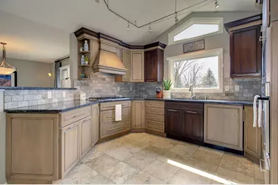 17325 25th Avenue N, Plymouth, MN 55447 - Photo 11