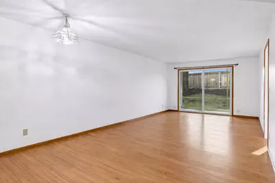 132 Demont Avenue E #128, Little Canada, MN 55117 - Photo 3