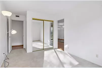 132 Demont Avenue E #128, Little Canada, MN 55117 - Photo 13