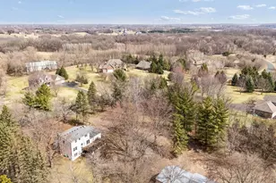 6325 Wood Hill Ln, Maple Plain, MN 55359 - Photo 11