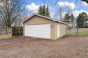 22383 570th Ave, Austin, MN 55912 - Photo 5