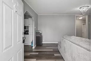 2695 Alissa Ln, Maplewood, MN 55119 - Photo 3