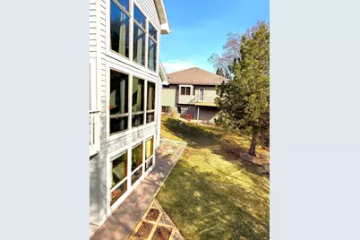 2235 Baihly Hills Drive SW, Rochester, MN 55902 - Photo 3