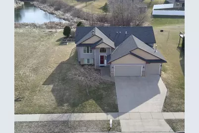 929 Farmers Ridge Trail, Belle Plaine, MN 56011 - Photo 1