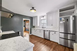 217 N Ash St, Chaska, MN 55318 - Photo 5