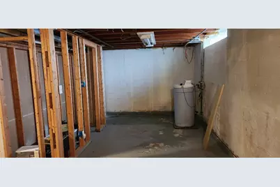 1306 Crestview Road, Albert Lea, MN 56007 - Photo 21