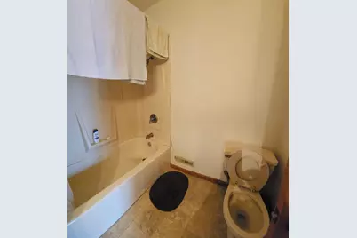 1306 Crestview Road, Albert Lea, MN 56007 - Photo 11