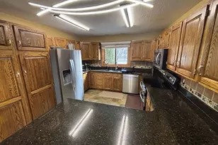 333 5th Ave NE, Chisholm, MN 55719 - Photo 7