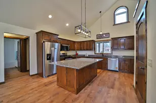 13728 Memorywood Dr, Baxter, MN 56425 - Photo 3