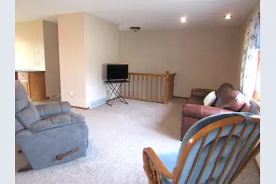 6049 Rolling Hills Drive SW, Montevideo, MN 56265 - Photo 17