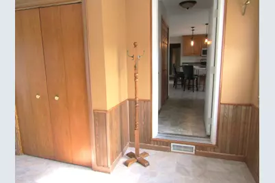 6049 Rolling Hills Drive SW, Montevideo, MN 56265 - Photo 7