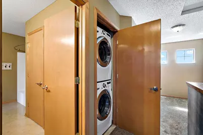 2892 Clover Ridge Drive, Chaska, MN 55318 - Photo 9