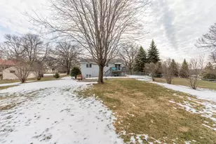 517 Springen Ave, Fergus Falls, MN 56537 - Photo 15