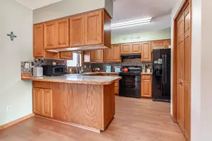 517 Springen Ave, Fergus Falls, MN 56537 - Photo 23