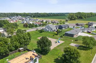 813 8th Ave NE, Dilworth, MN 56529 - Photo 33